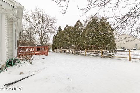 Tiny photo for 8241 Bucks Run Court, Toledo, OH 43617 (MLS # 10003276)