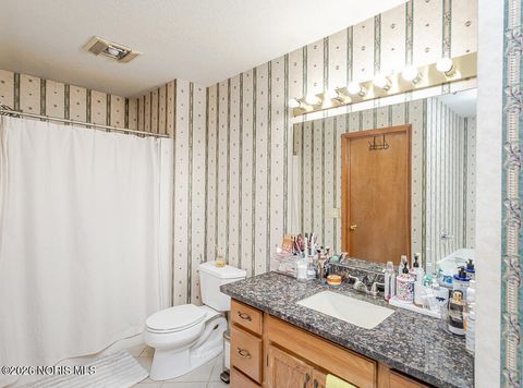 Tiny photo for 8241 Bucks Run Court, Toledo, OH 43617 (MLS # 10003276)