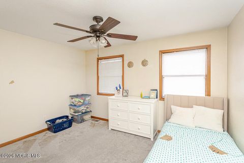 Tiny photo for 8241 Bucks Run Court, Toledo, OH 43617 (MLS # 10003276)