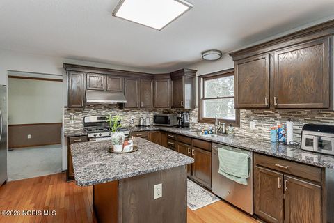 Tiny photo for 8241 Bucks Run Court, Toledo, OH 43617 (MLS # 10003276)