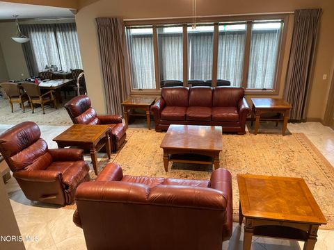 Tiny photo for 156 Pineview Drive, Oregon, OH 43616 (MLS # 10007684)