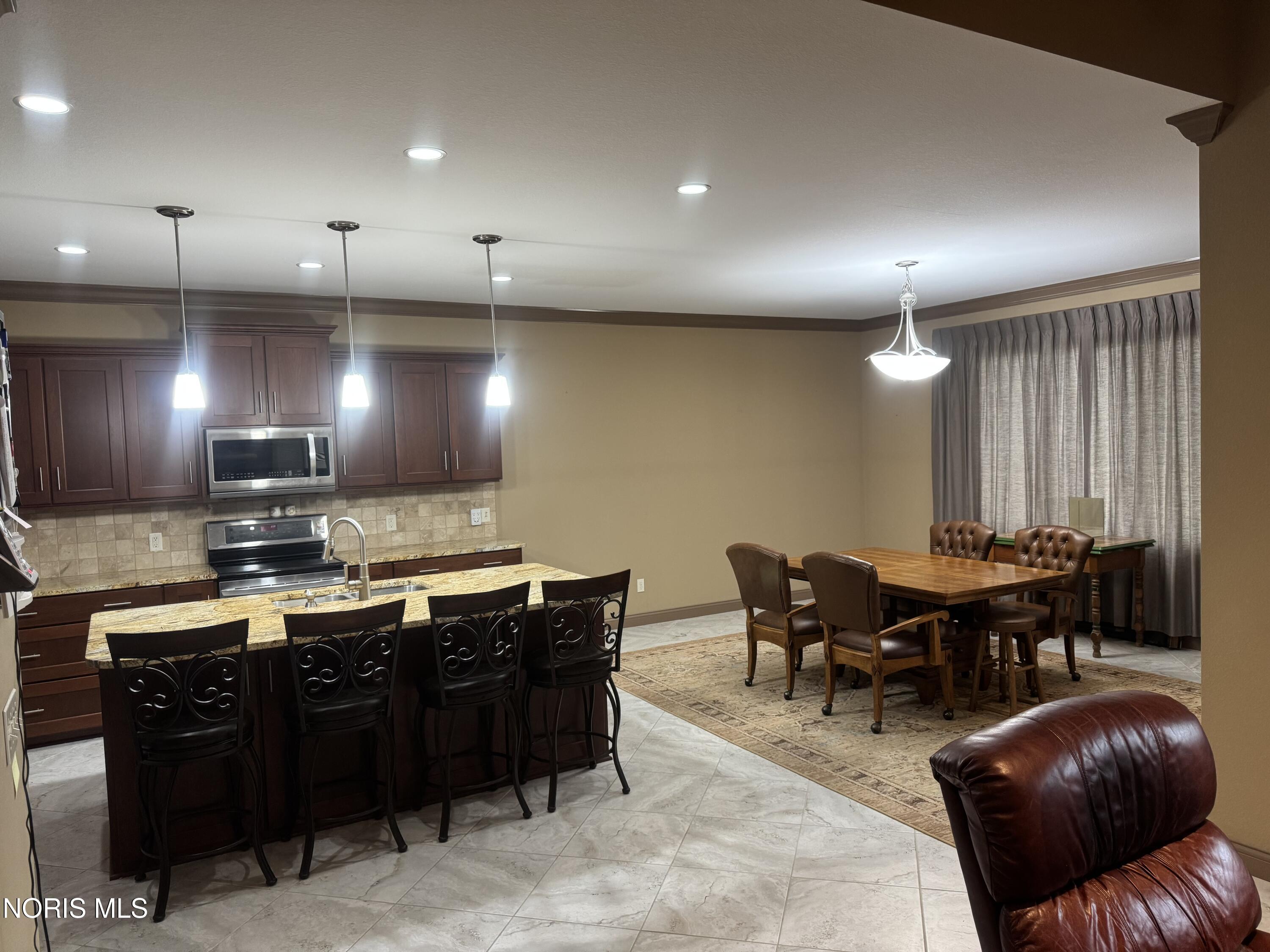 156 Pineview Drive