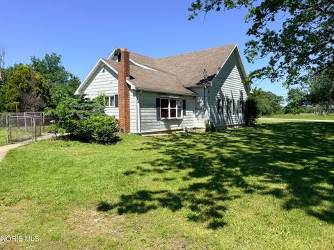 Tiny photo for 26021 Luckey Road, Walbridge, OH 43465 (MLS # 10008362)