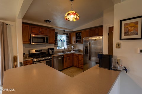 Tiny photo for 113 Farnstead Drive, Northwood, OH 43619 (MLS # 10014026)