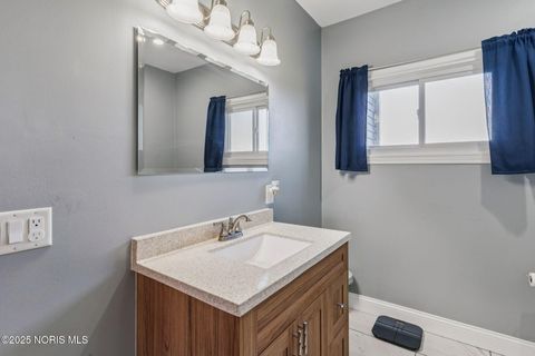 Tiny photo for 19818 State Route 568, Findlay, OH 45840 (MLS # 10000124)