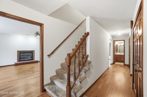 Tiny photo for 1417 Devonshire Street, Bowling Green, OH 43402 (MLS # 10002630)