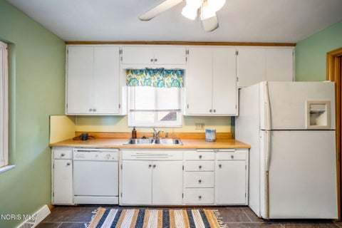 Tiny photo for 4536 N May Avenue, Toledo, OH 43614 (MLS # 10014354)