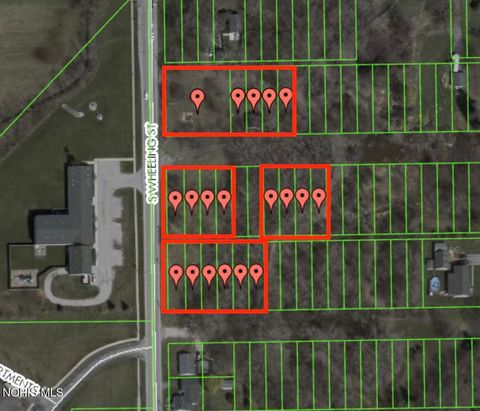 Tiny photo for 2601 Mechanic Street, Oregon, OH 43616 (MLS # 10007092)