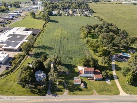 Photo of 460 E Airport Highway, Wauseon, OH 43567 (MLS # 10013911)