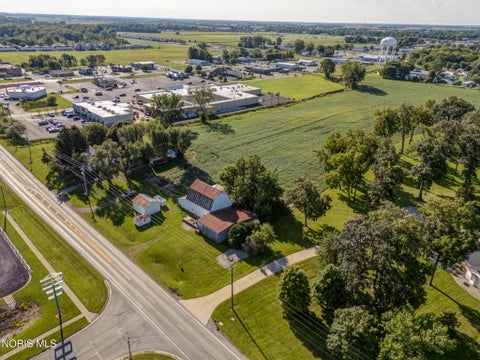 Tiny photo for 460 E Airport Highway, Wauseon, OH 43567 (MLS # 10013911)