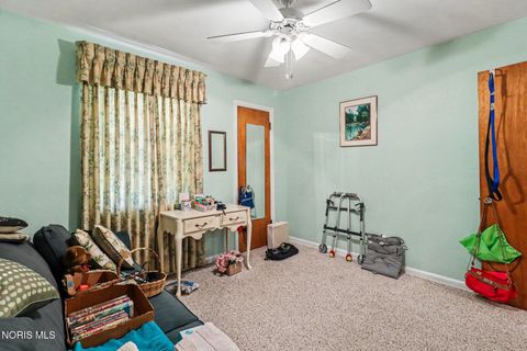 Tiny photo for 2425 River Road, Maumee, OH 43537 (MLS # 10007587)