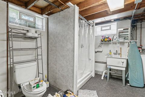 Tiny photo for 2425 River Road, Maumee, OH 43537 (MLS # 10007587)