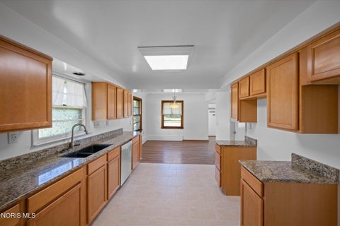 Tiny photo for 28509 Mccarty Drive, Perrysburg, OH 43551 (MLS # 10013663)