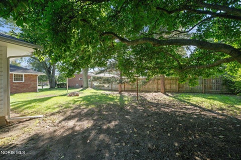 Tiny photo for 28509 Mccarty Drive, Perrysburg, OH 43551 (MLS # 10013663)