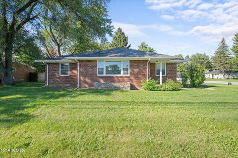 Tiny photo for 28509 Mccarty Drive, Perrysburg, OH 43551 (MLS # 10013663)
