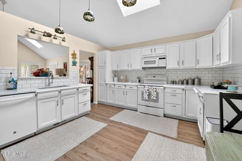 Tiny photo for 20 Main St Circle, Sylvania, OH 43560 (MLS # 10006740)