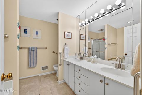 Tiny photo for 20 Main St Circle, Sylvania, OH 43560 (MLS # 10006740)