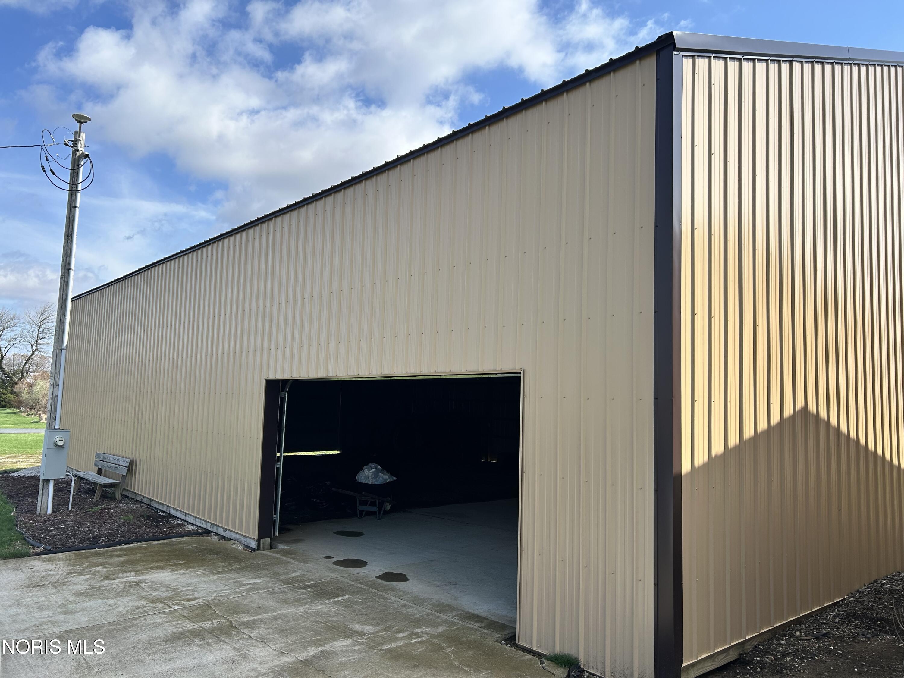 10762 County Road 195