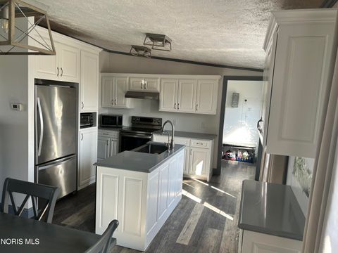 Tiny photo for 10762 County Road 195, Kenton, OH 43326 (MLS # 10005938)