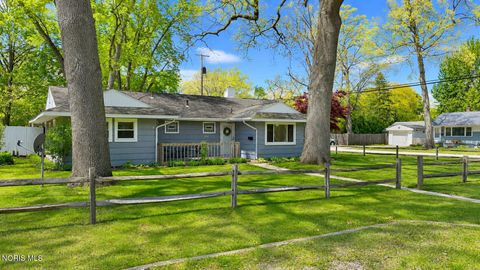 Tiny photo for 3243 Elmont Road, Toledo, OH 43615 (MLS # 10007542)