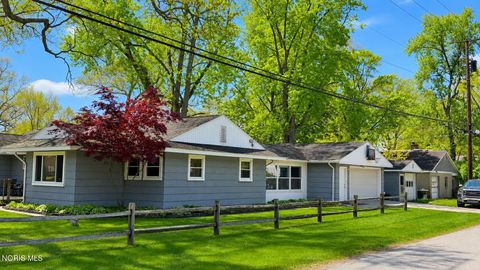 Tiny photo for 3243 Elmont Road, Toledo, OH 43615 (MLS # 10007542)