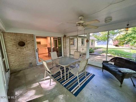 Tiny photo for 6808 Hickory Hill Court, Maumee, OH 43537 (MLS # 10008028)
