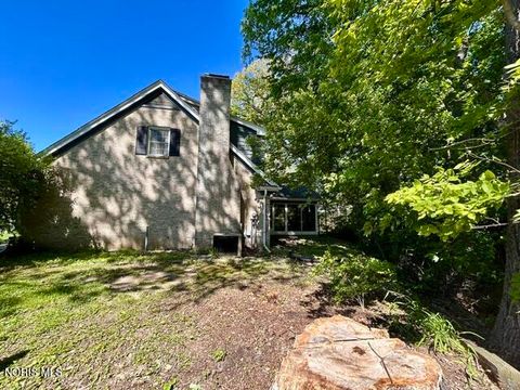 Tiny photo for 6808 Hickory Hill Court, Maumee, OH 43537 (MLS # 10008028)