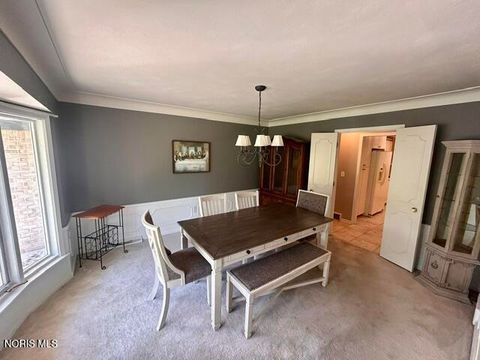 Tiny photo for 6808 Hickory Hill Court, Maumee, OH 43537 (MLS # 10008028)