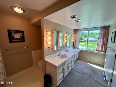 Tiny photo for 6808 Hickory Hill Court, Maumee, OH 43537 (MLS # 10008028)