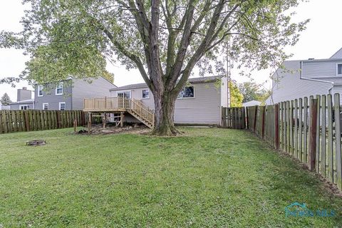 Tiny photo for 5457 Thornbrook Trail, Toledo, OH 43611 (MLS # 10007406)