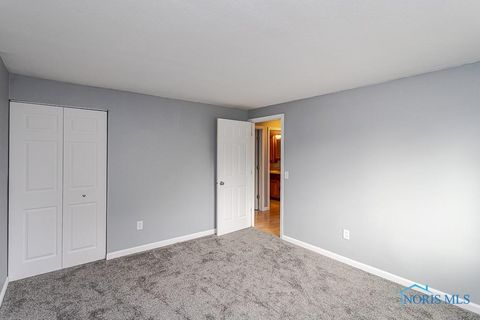 Tiny photo for 5457 Thornbrook Trail, Toledo, OH 43611 (MLS # 10007406)