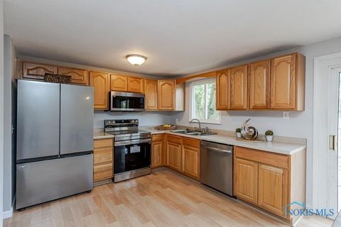 Tiny photo for 5457 Thornbrook Trail, Toledo, OH 43611 (MLS # 10007406)