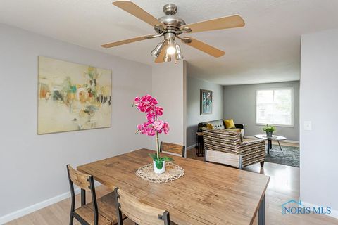 Tiny photo for 5457 Thornbrook Trail, Toledo, OH 43611 (MLS # 10007406)