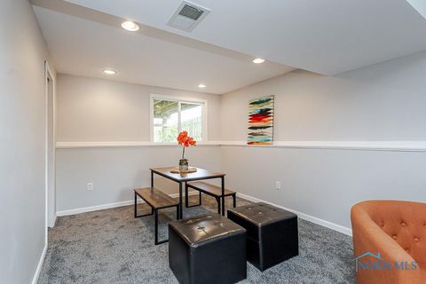 Tiny photo for 5457 Thornbrook Trail, Toledo, OH 43611 (MLS # 10007406)