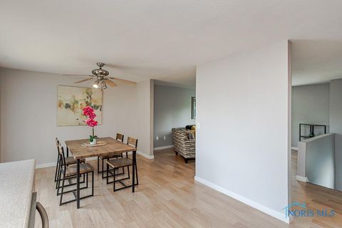 Tiny photo for 5457 Thornbrook Trail, Toledo, OH 43611 (MLS # 10007406)