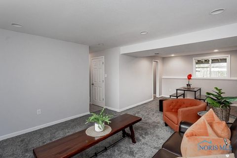 Tiny photo for 5457 Thornbrook Trail, Toledo, OH 43611 (MLS # 10007406)