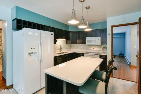 Tiny photo for 111 E 10th Street, Port Clinton, OH 43452 (MLS # 10002174)