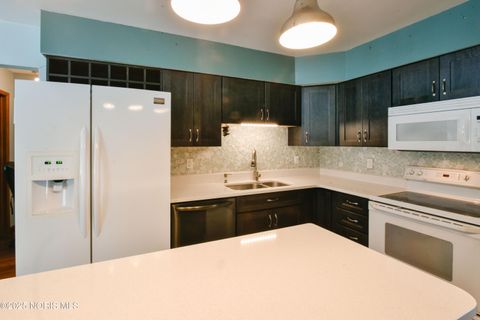 Tiny photo for 111 E 10th Street, Port Clinton, OH 43452 (MLS # 10002174)