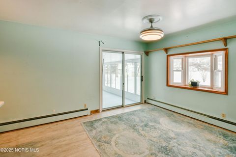 Tiny photo for 111 E 10th Street, Port Clinton, OH 43452 (MLS # 10002174)