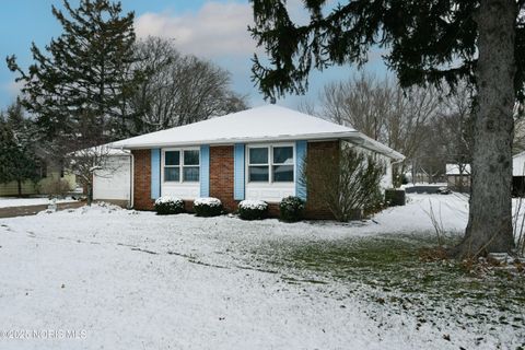 Tiny photo for 111 E 10th Street, Port Clinton, OH 43452 (MLS # 10002174)