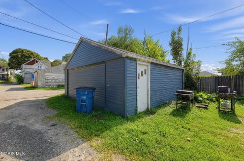 Tiny photo for 115 Essex Street, Toledo, OH 43605 (MLS # 10013524)