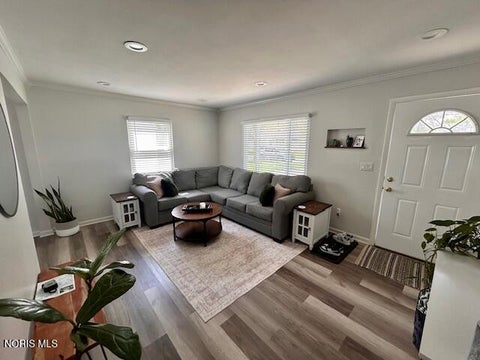 Tiny photo for 1132 Hugo Street, Maumee, OH 43537 (MLS # 10009678)