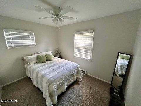Tiny photo for 1132 Hugo Street, Maumee, OH 43537 (MLS # 10009678)