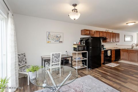 Tiny photo for 5736 Aurora Place, Sylvania, OH 43560 (MLS # 10003199)