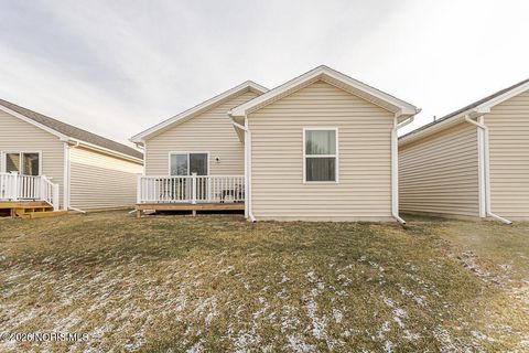 Tiny photo for 5736 Aurora Place, Sylvania, OH 43560 (MLS # 10003199)