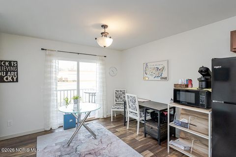 Tiny photo for 5736 Aurora Place, Sylvania, OH 43560 (MLS # 10003199)