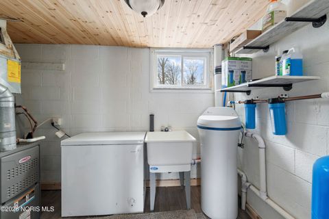 Tiny photo for 1611 Latcha Road, Millbury, OH 43447 (MLS # 10003592)