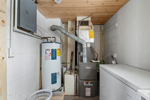 Tiny photo for 1611 Latcha Road, Millbury, OH 43447 (MLS # 10003592)