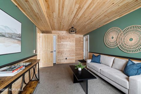 Tiny photo for 1611 Latcha Road, Millbury, OH 43447 (MLS # 10003592)