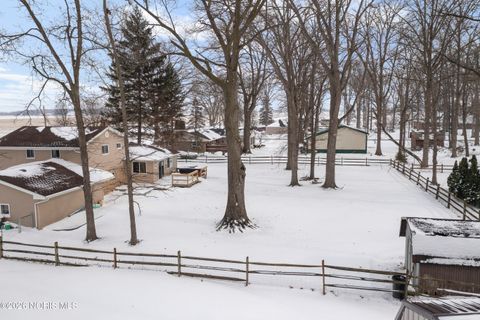 Tiny photo for 1611 Latcha Road, Millbury, OH 43447 (MLS # 10003592)